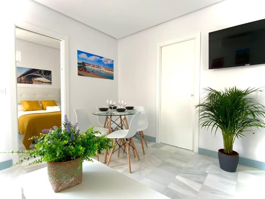 My Home In Triana, Luminoso Y Acogedor Apartamento Sewilla Zewnętrze zdjęcie